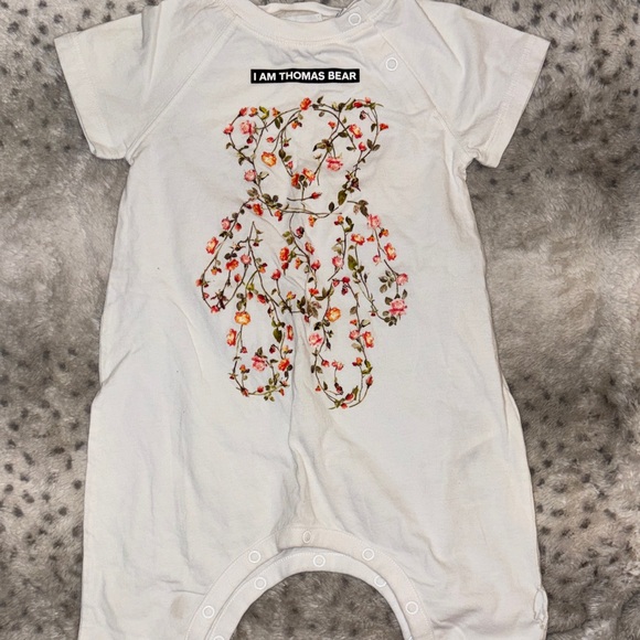 Burberry Other - BURBERRY I am THOMAS BEAR Floral Teddy Baby Romper - White with Pink/Green